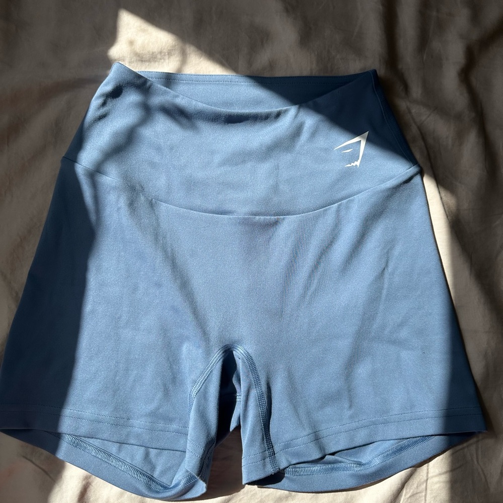 Sleek Blue Athletic Shorts with Elastic Waistband